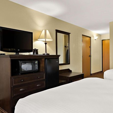 Best Western Center Pointe Inn Брэнсон Экстерьер фото