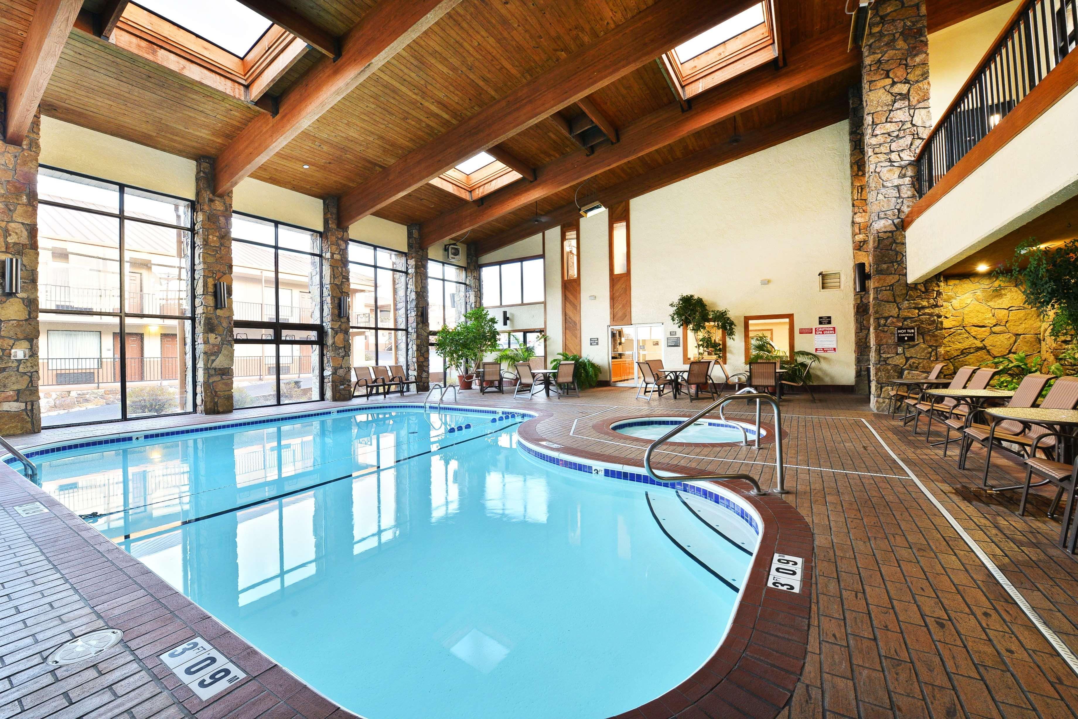 Best Western Center Pointe Inn Брэнсон Экстерьер фото
