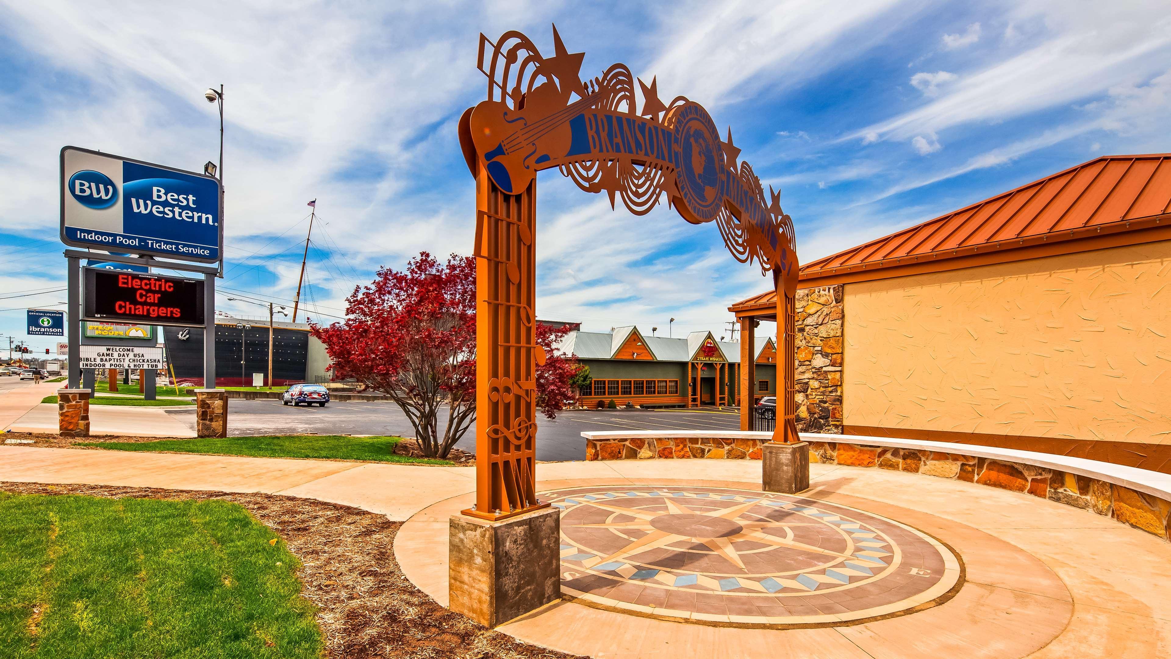 Best Western Center Pointe Inn Брэнсон Экстерьер фото